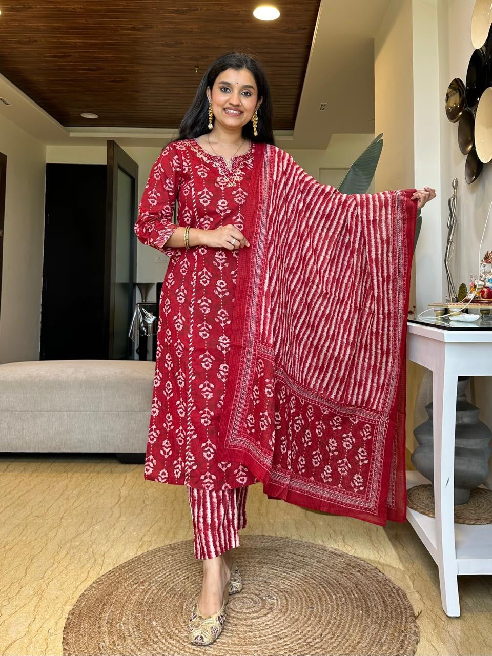 Women's Cotton Blend beautiful Design Straight Kurta Pant with Dupatta Set