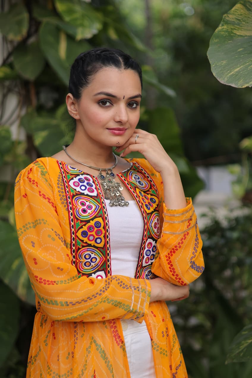 Yellow Shrug for Navratri in Georgette With Bandhani and Kutchi Gamthi Work