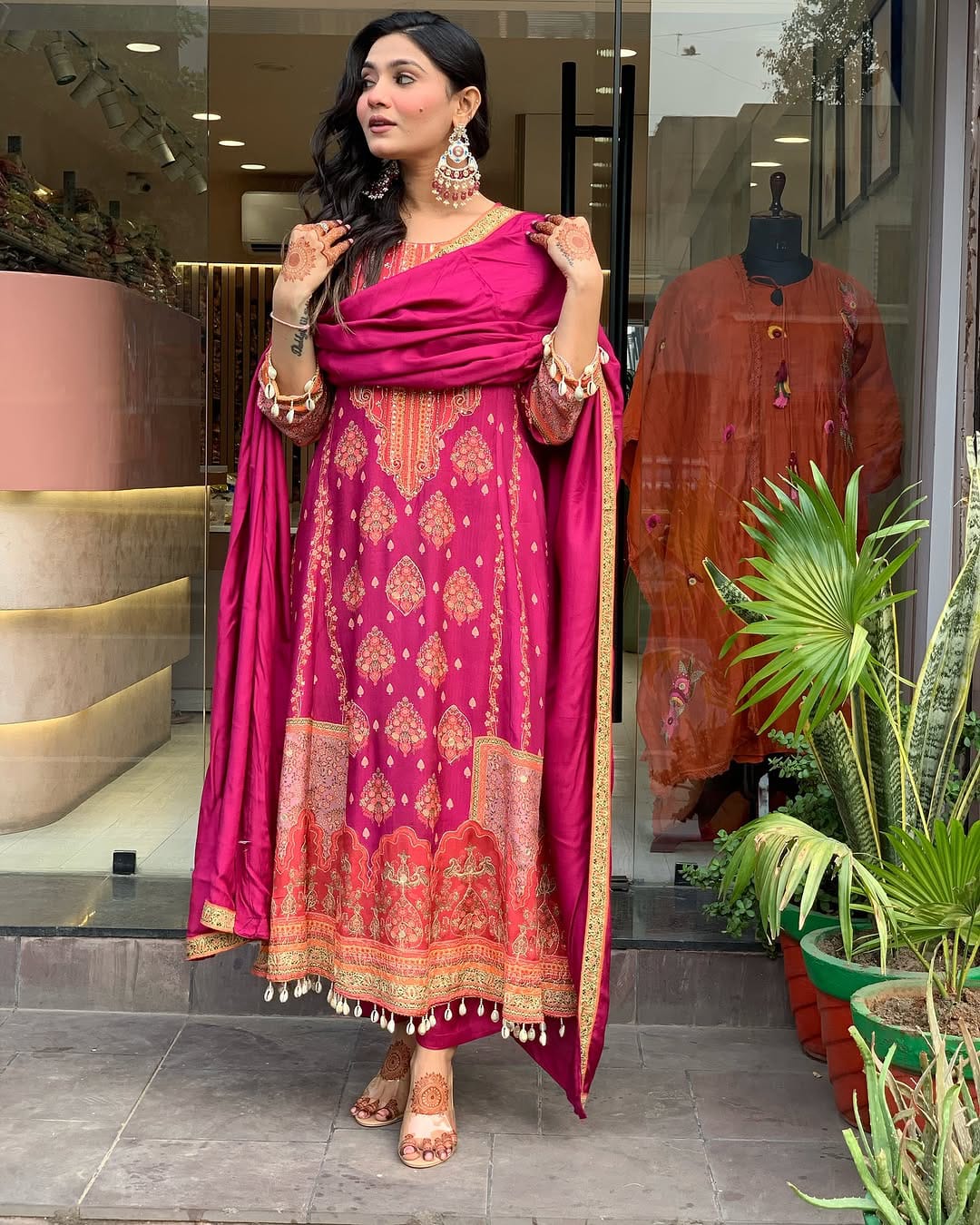 Women's Chinon Embroidered Straight kurta pant with Dupatta set