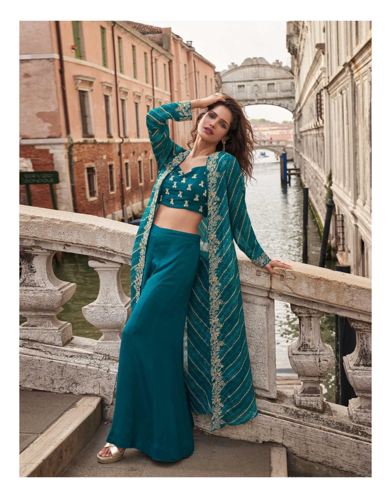 Premium Chinon & Viscose Jacquard Silk Shrug Set