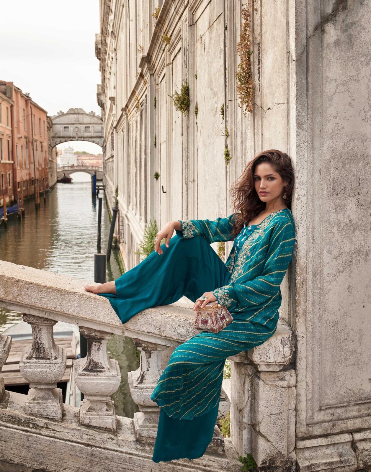 Premium Chinon & Viscose Jacquard Silk Shrug Set
