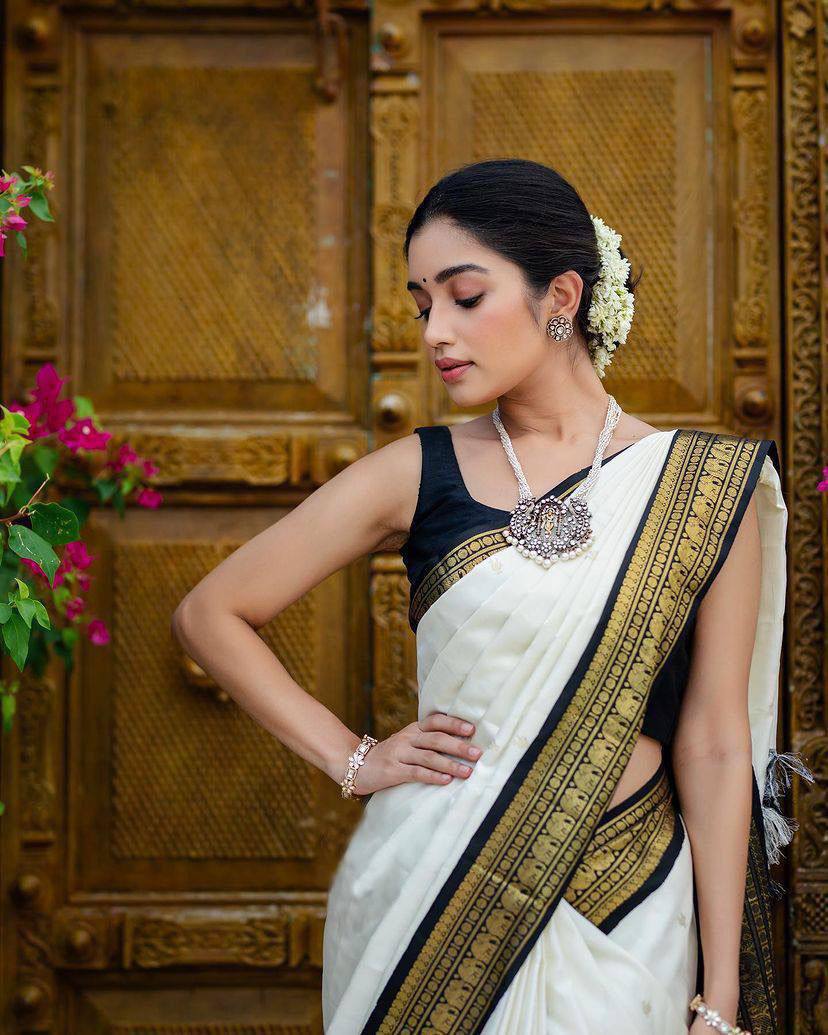 Designer Kanjeevaram Banarasi Silk Jacquard Saree