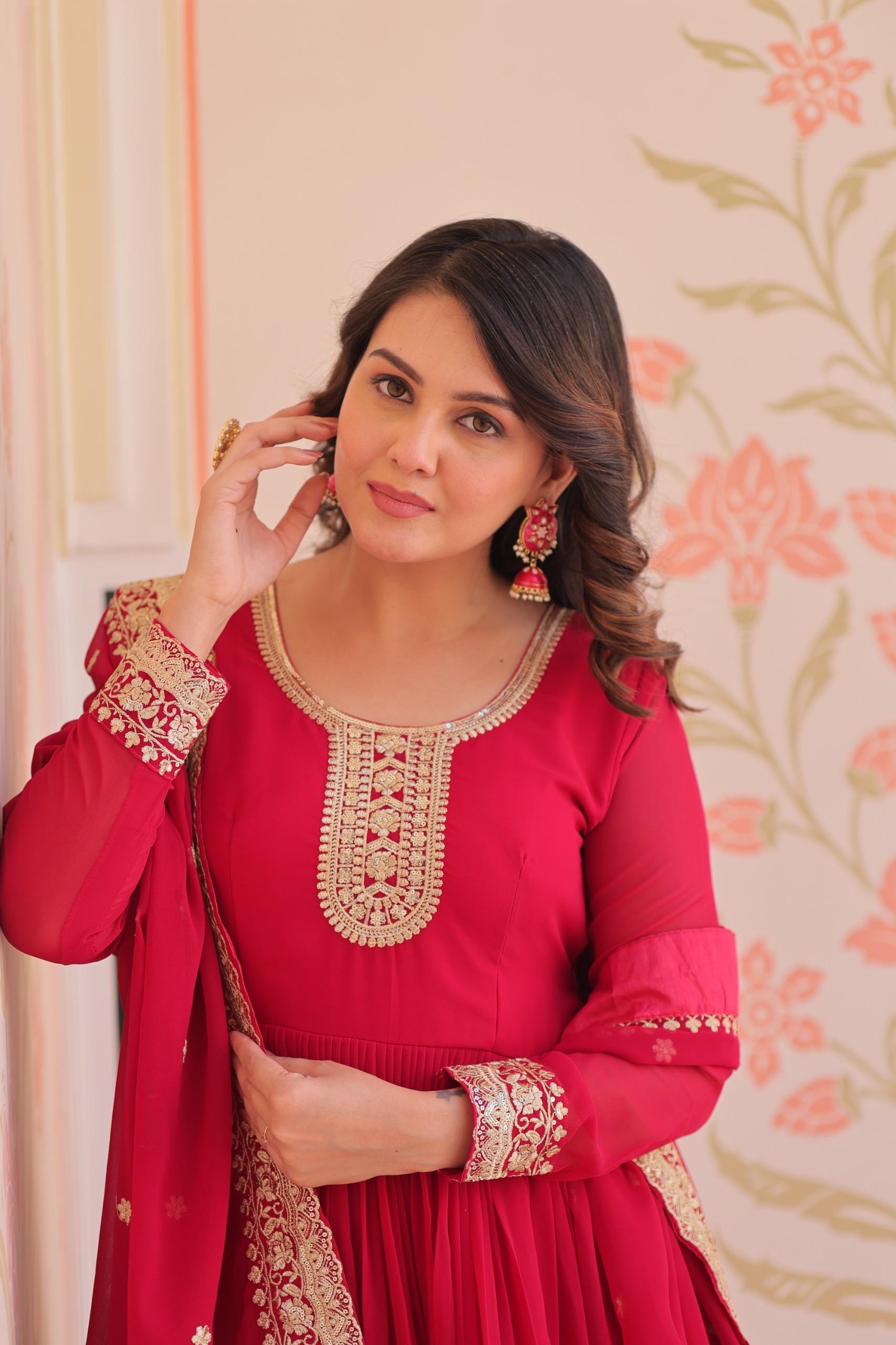 Stylish Ready to Wear Gown