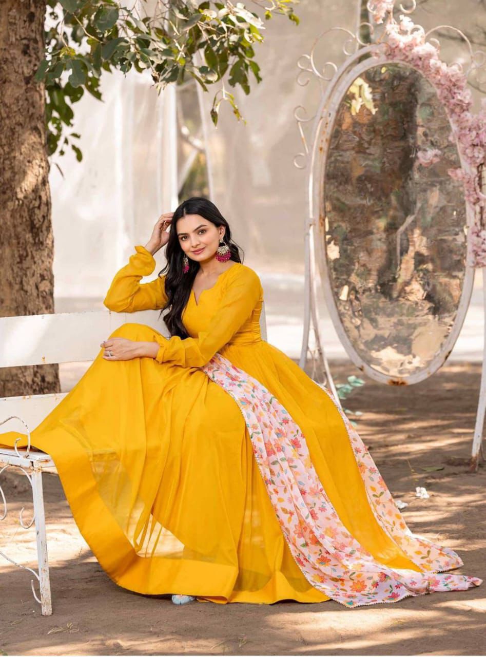 Elegant Georgette Lining Gown