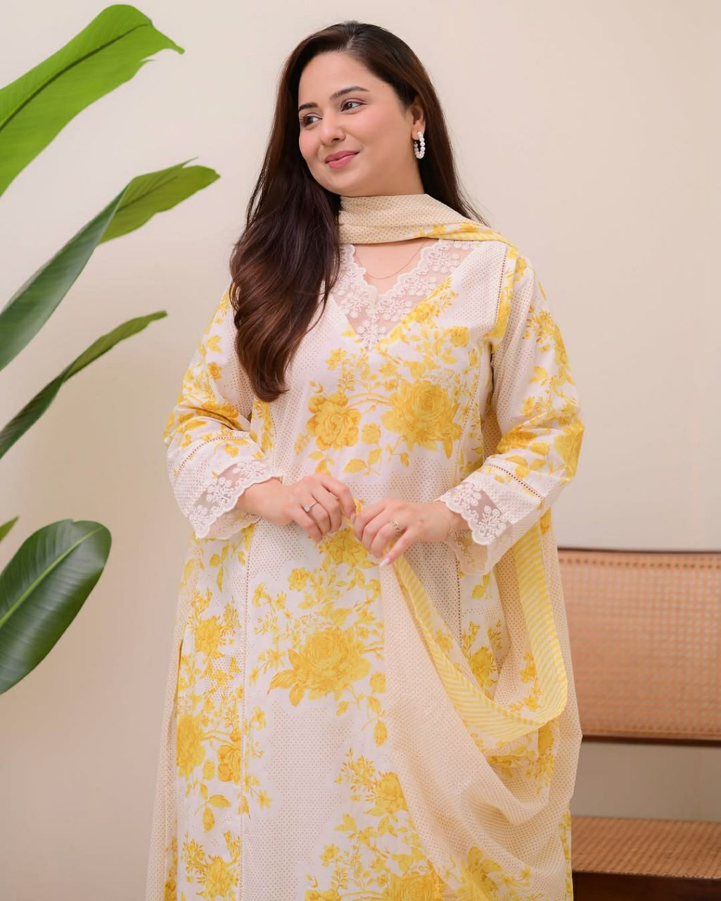 Straight kurti with paint dupatta