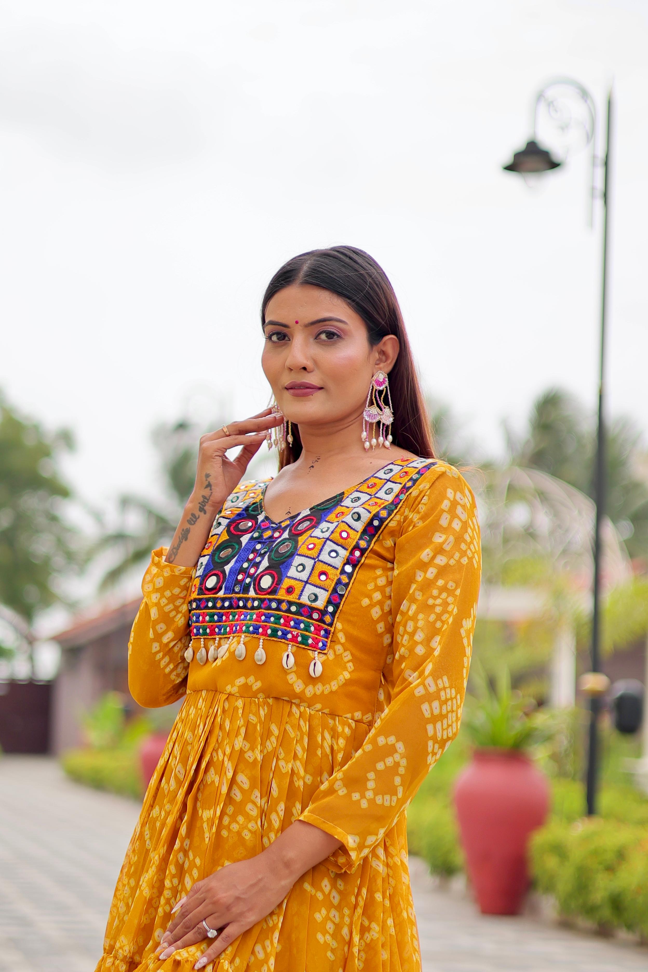 Women Black Georgette Bandhani Print Gown