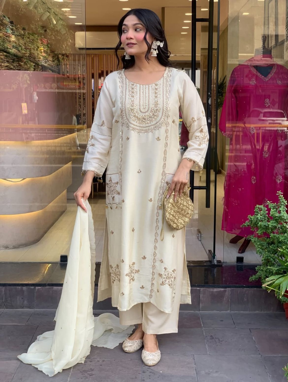 Women Fashion Traditional Kurta Set with Pant And Dupatta