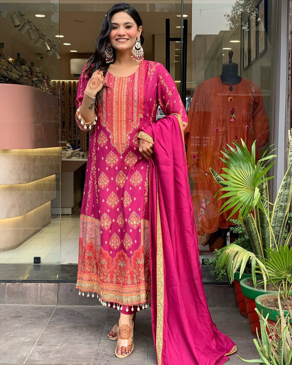 Women's Chinon Embroidered Straight kurta pant with Dupatta set