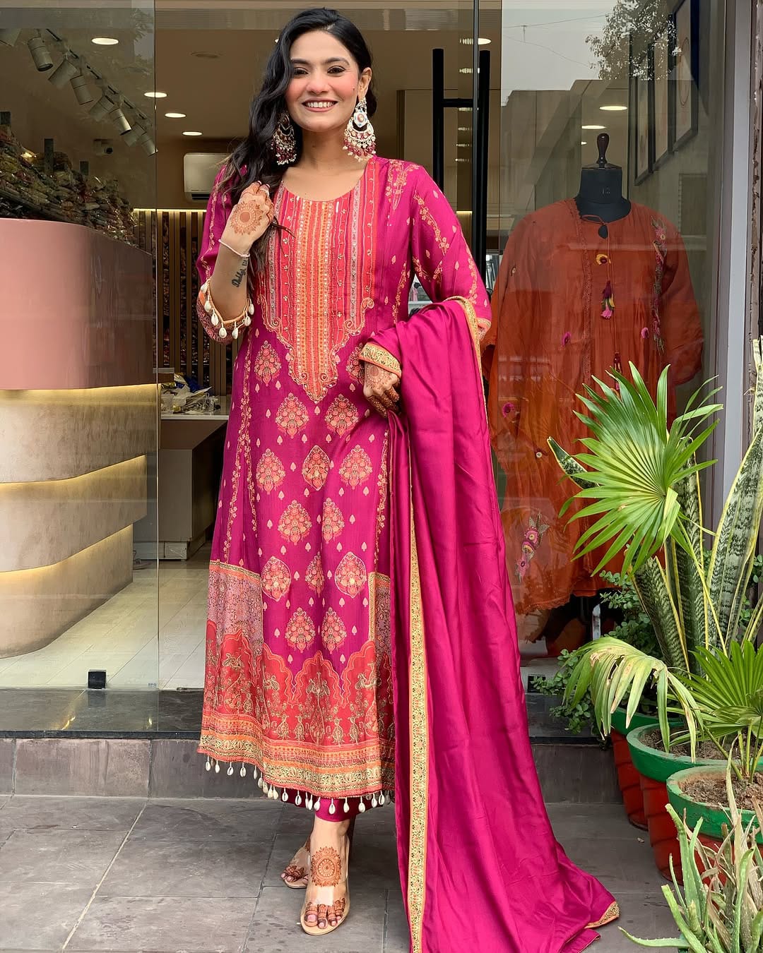 Women's Chinon Embroidered Straight kurta pant with Dupatta set