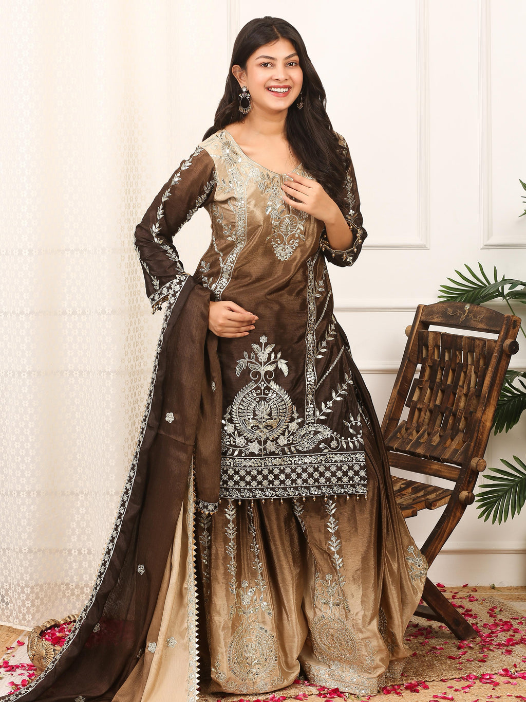 New Designer Party Wear Look Stylish Suit
