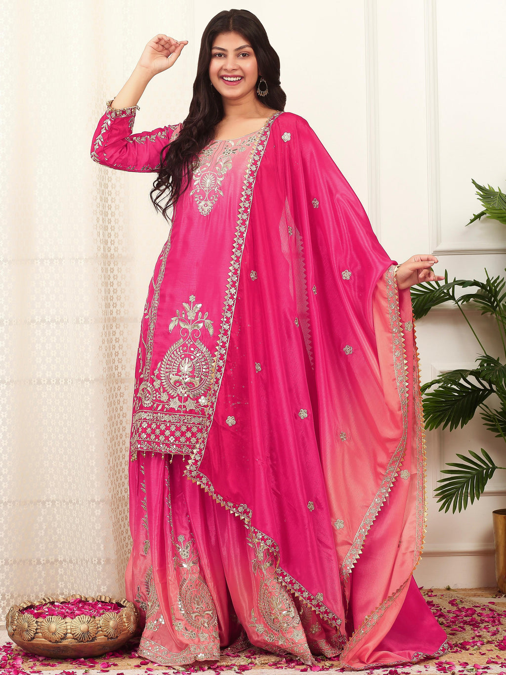 New Designer Party Wear Look Stylish Suit