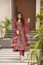 Women's Rayon Digital Printed Angrakha Kurta Pant With Dupatta Set