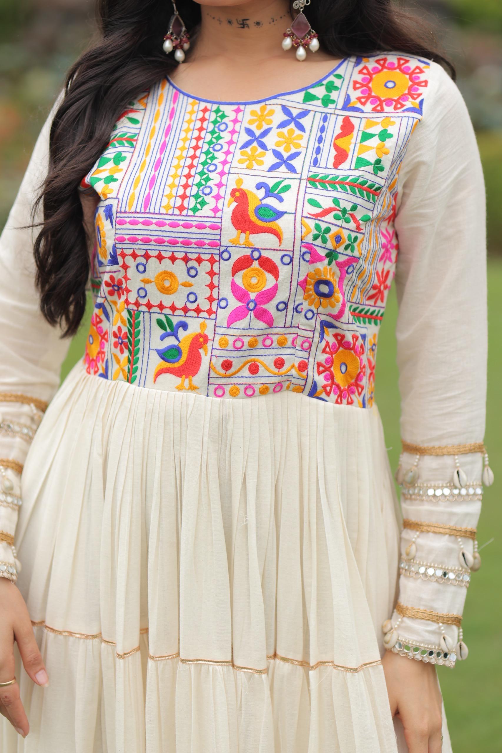 Off-White Color Kora Cotton Multi Threaded Navratri Gown