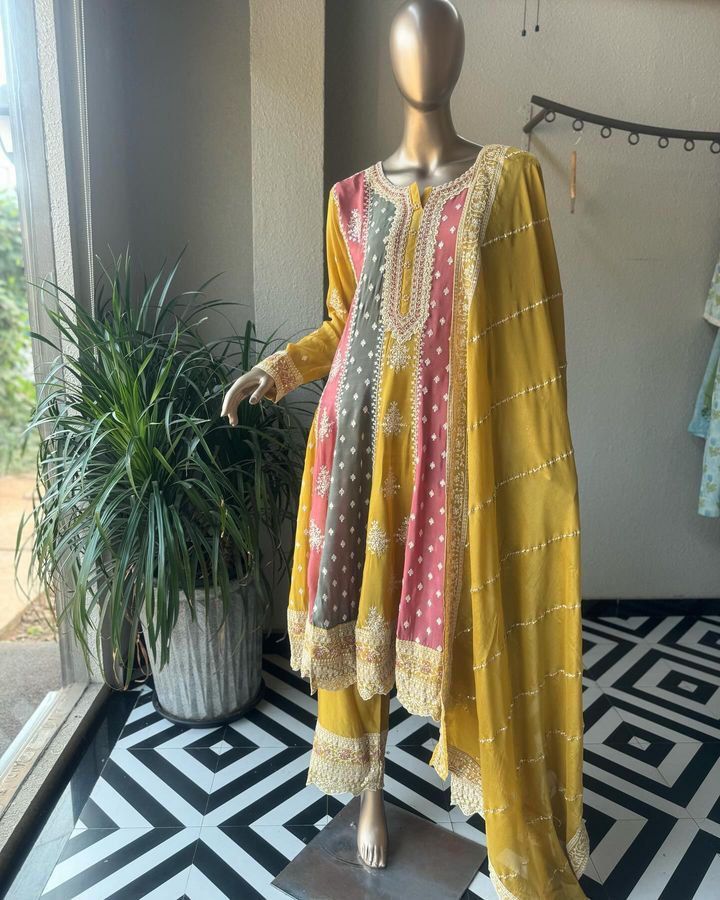 Beautiful Georgette Sequences Work Salwar Suit
