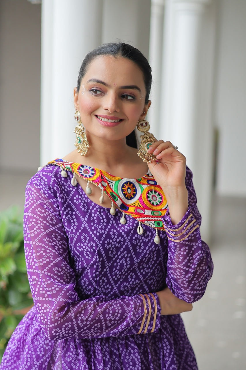 Designer Bandhani Gamthi Work Top