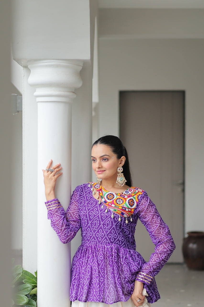 Designer Bandhani Gamthi Work Top