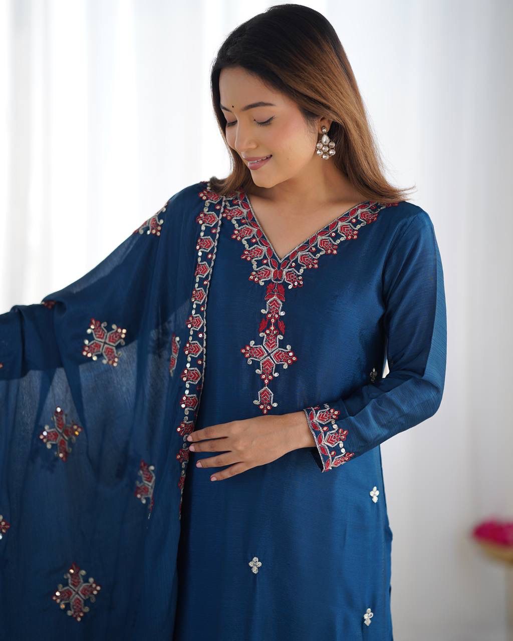 Chinnon Silk Lace Embroidery Work Salwar Suit