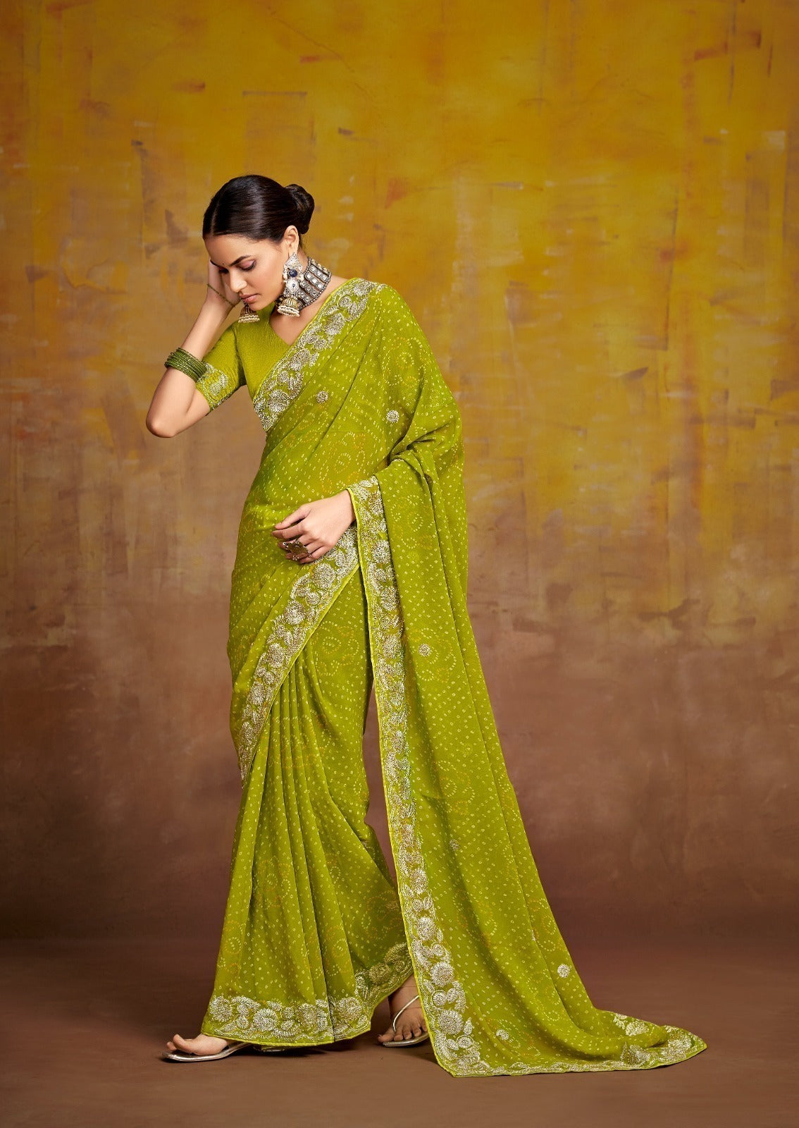 Georgette Saree with Pallu Pitha Embroidery Work