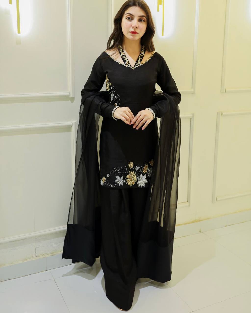 New Designer Party Wear Look Suit