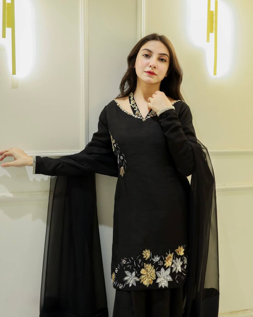 New Designer Party Wear Look Suit
