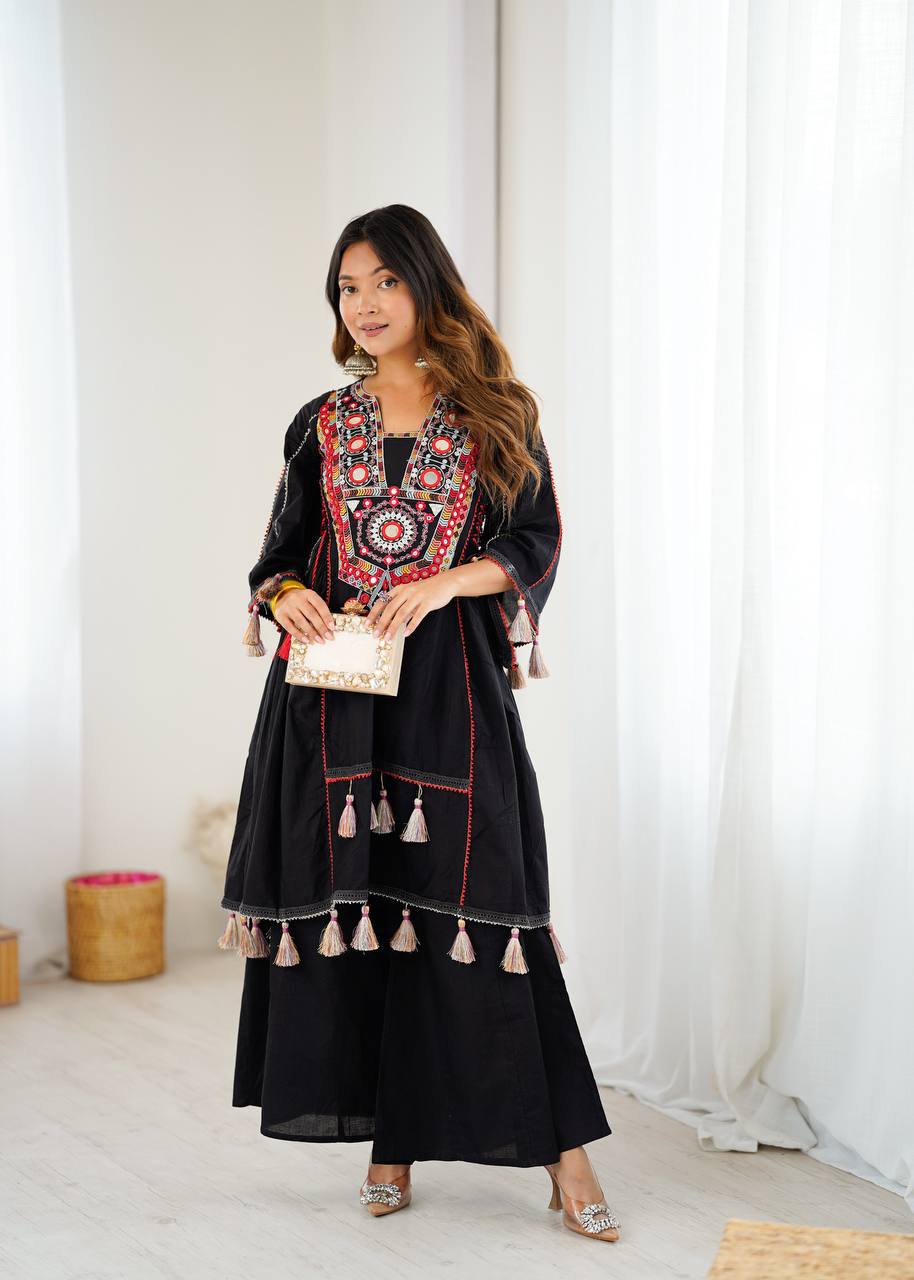 Fancy Designer Navratri Special Kurti With Bottom